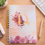 Agenda Personalizada com Nome – Capa Floral Elegante com Inicial