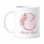 Caneca Personalizada com Inicial, Nome e Flores – Presente Feminino Delicado